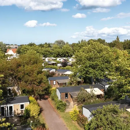 Nautilus 4p 2bdrms Airconpremium Campsite *